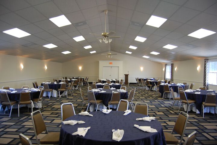 Ballroom/Hall 42 of 44
