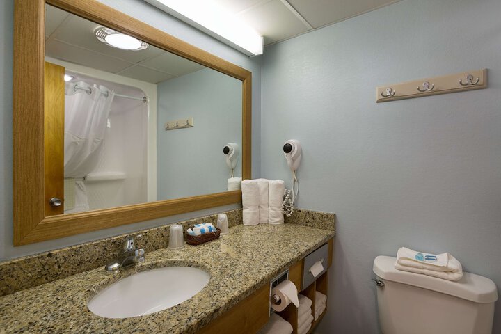 Room 44 of 57