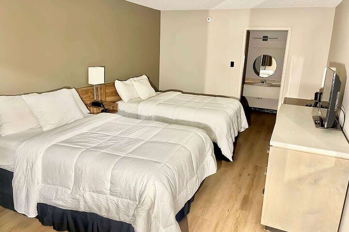 Room 7 of 14