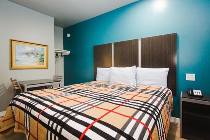 Room 22 of 41