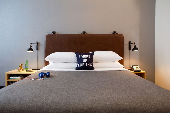Room 26 of 54