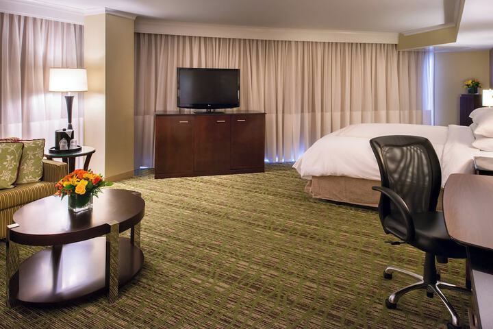 Room 43 of 80