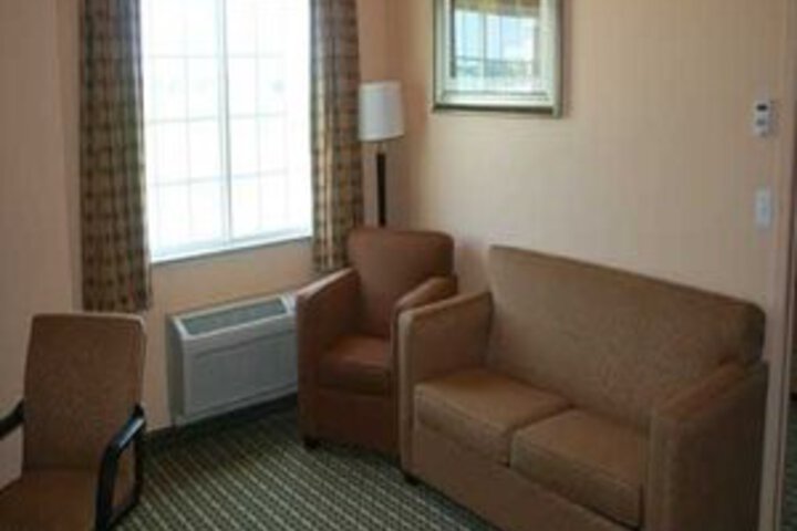Suite 22 of 100