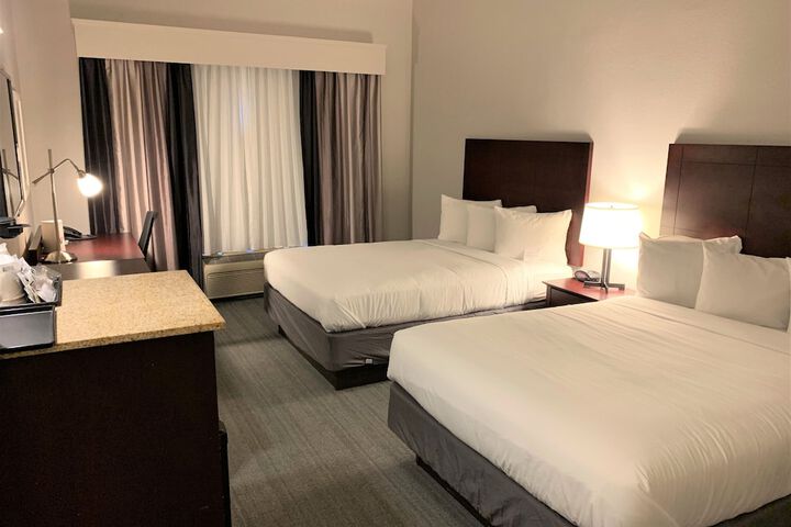 Room 21 of 48