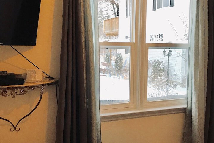 Room 28 of 51