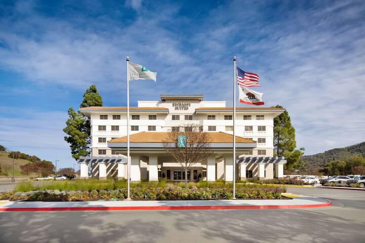 Hotel 7 of 78