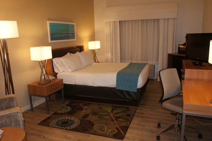 Room 33 of 56