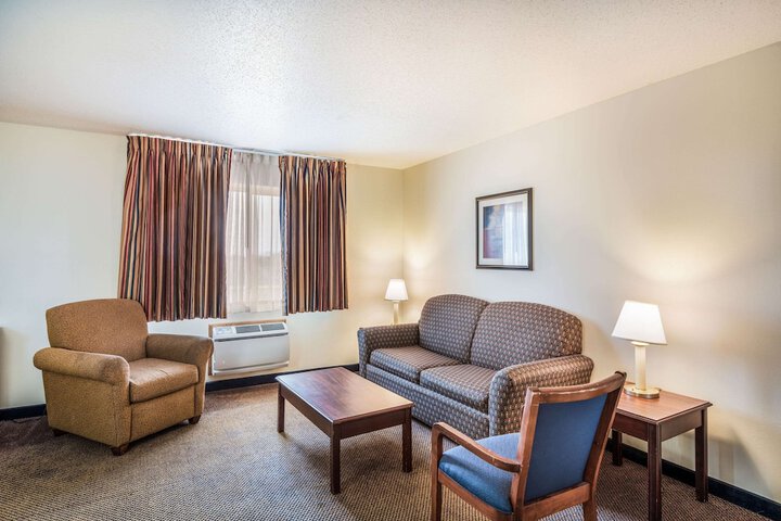 Room 30 of 54