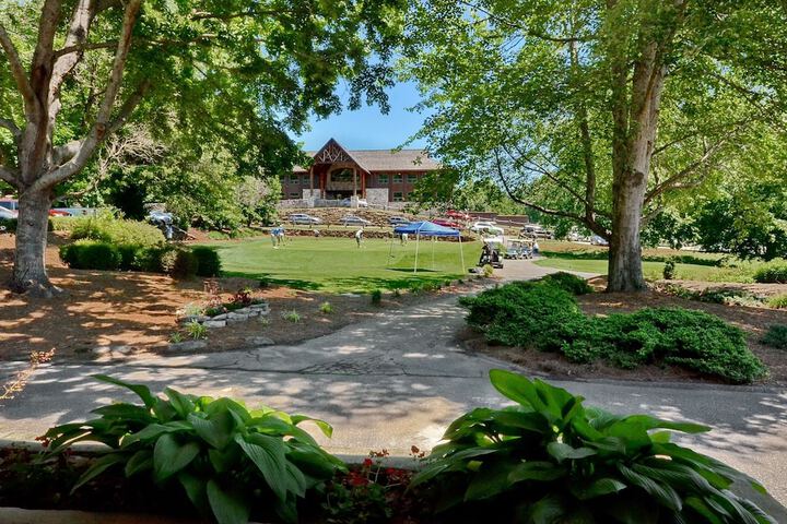 Laurel Ridge Country Club