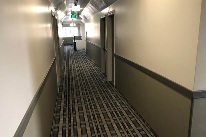 Ameri-Stay Inn & Suites