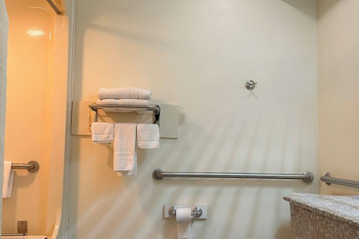 Classic Inn by Townhouse American Way Memphis I 240