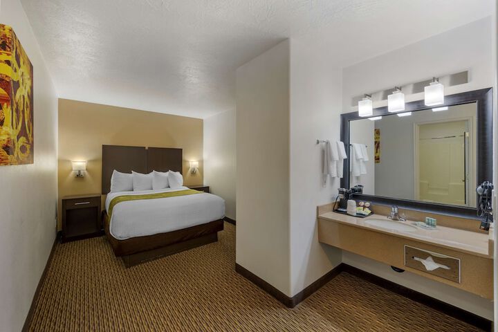 Room 10 of 45