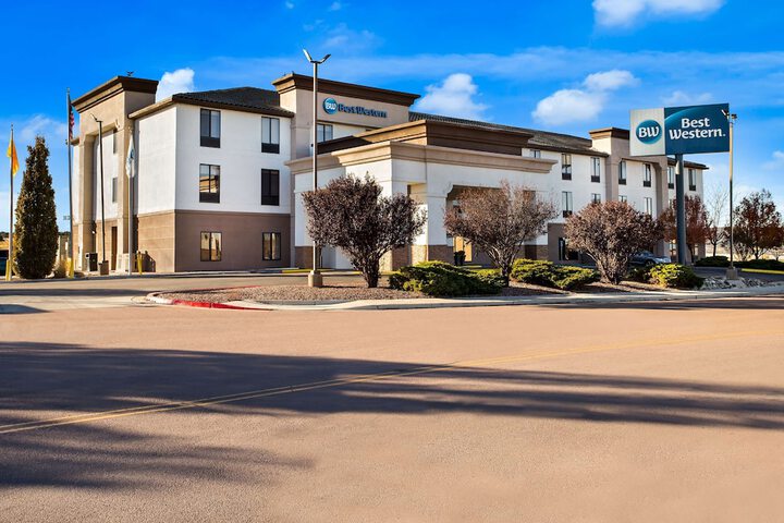 Hotel 2 of 33