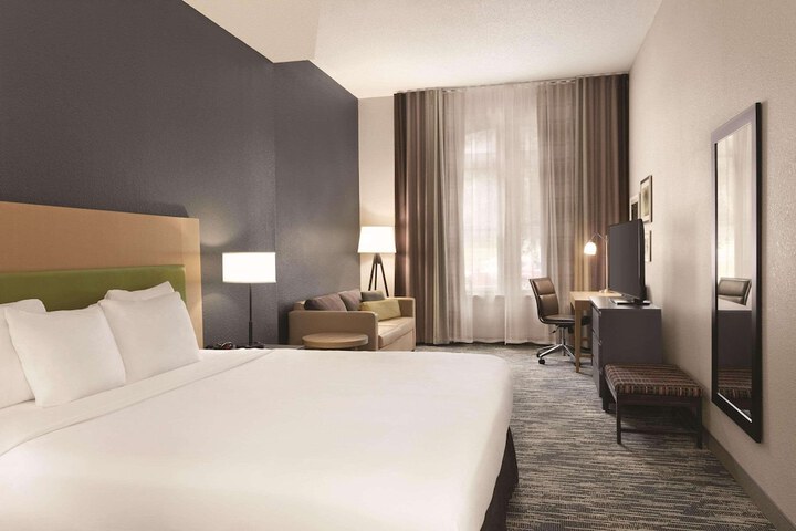Country Inn & Suites by Radisson St. Charles Historic District