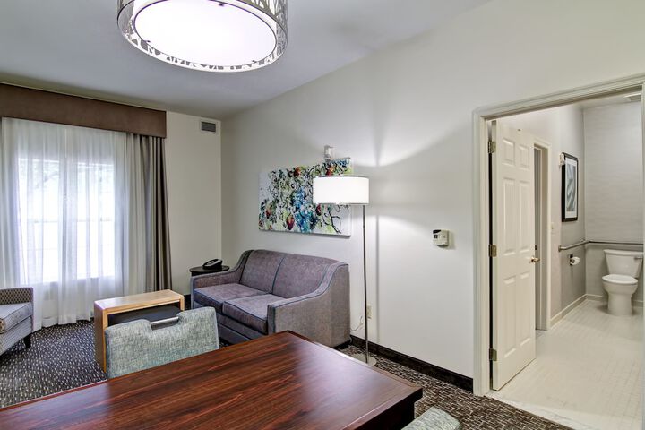Room 22 of 41