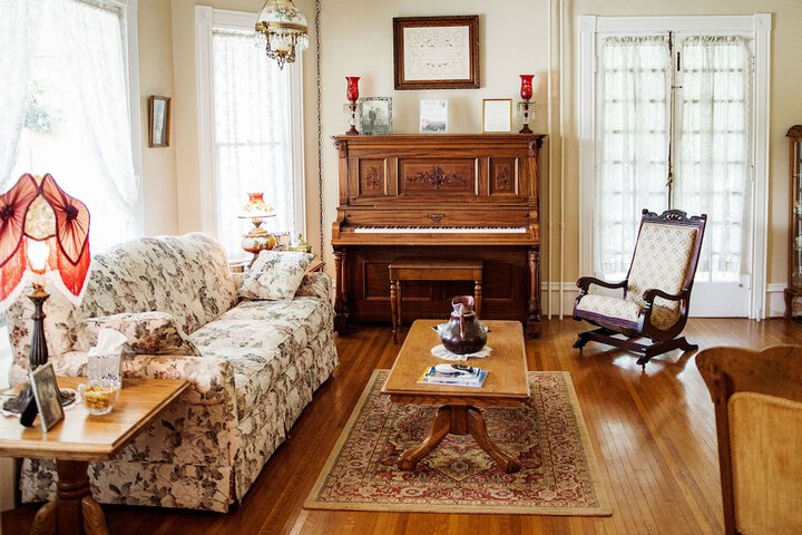 Room 25 of 67