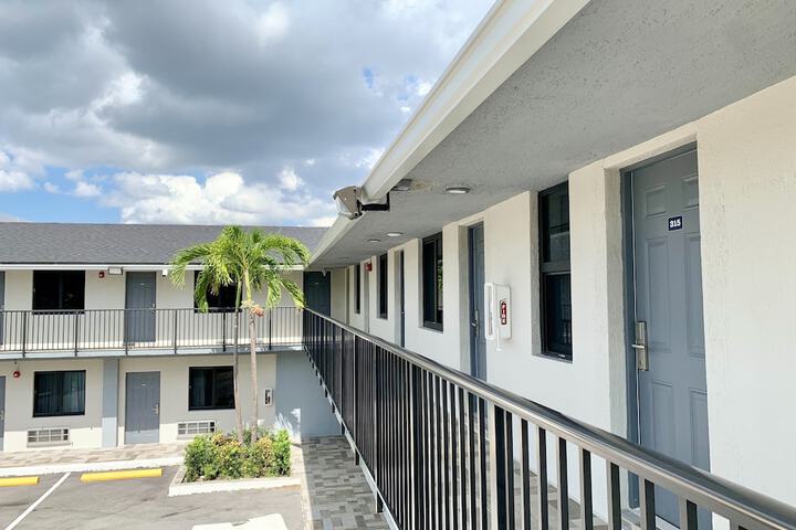 Hialeah Airport Motel