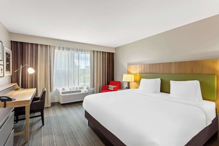 Country Inn & Suites by Radisson Portage, IN