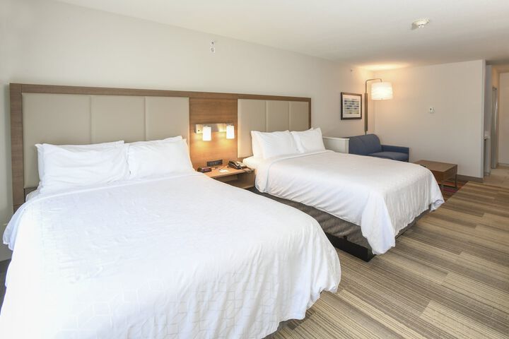 Room 14 of 48