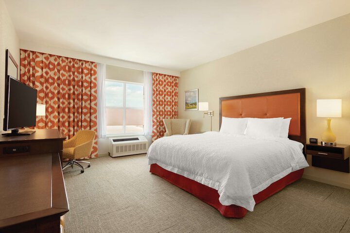 Room 8 of 20