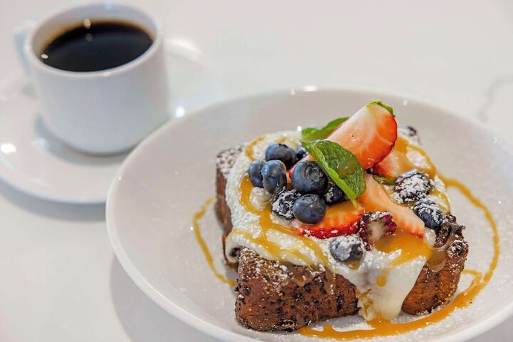 Breakfast/Coffee Service 80 of 94