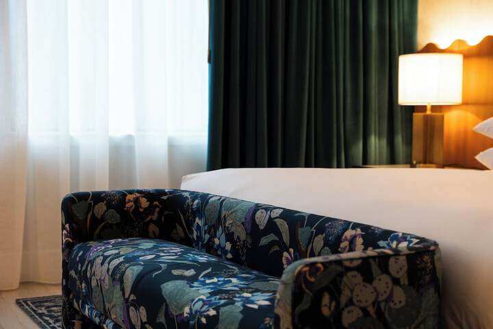 Kimpton Hotel Monaco Baltimore Inner Harbor by IHG