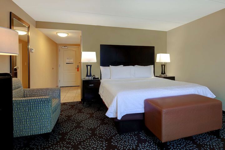 Room 17 of 44