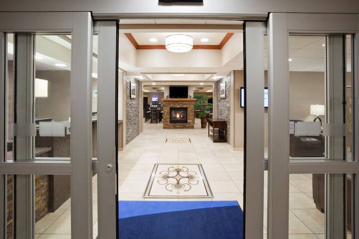Hotel 4 of 54