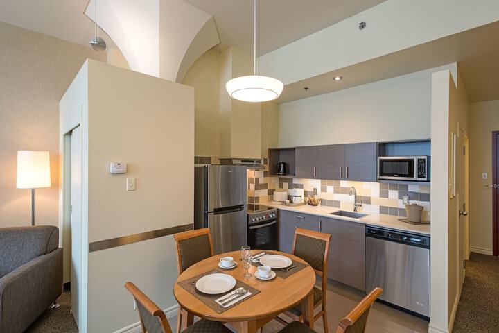 Le Square Phillips Hotel & Suites