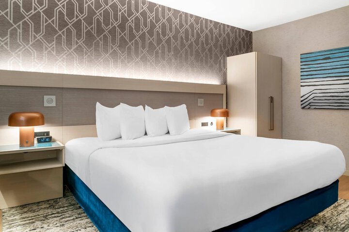 Radisson Plaza Hotel at Kalamazoo Center