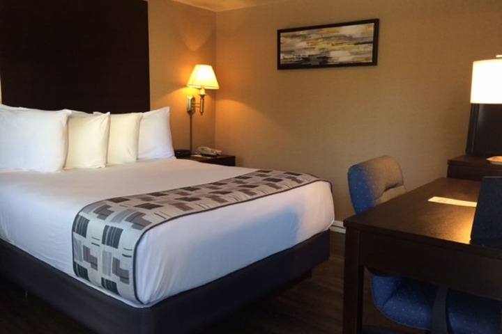Room 19 of 32
