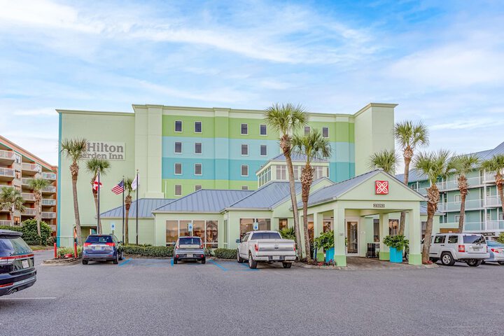 Hotel 3 of 110