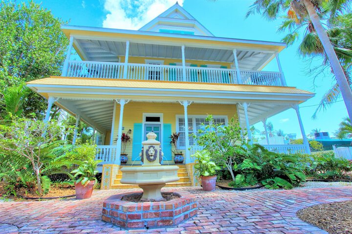 Southernmost House - Adult Exclusive