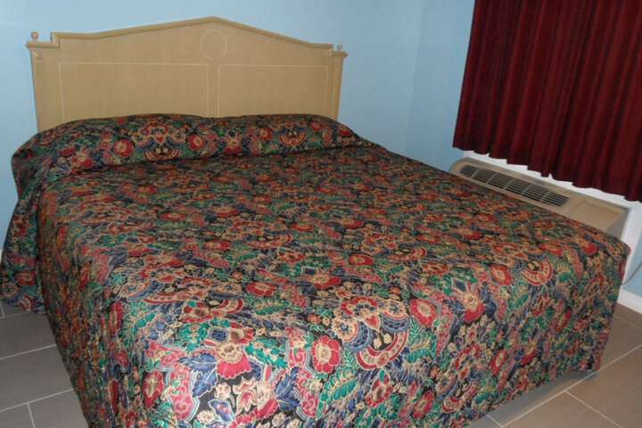 Room 23 of 25