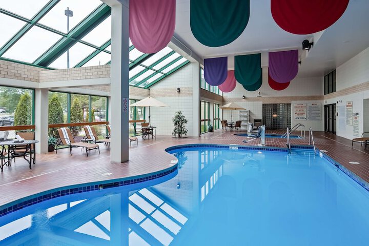 Pool 5 of 34