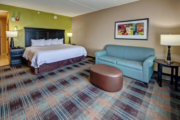 Hampton Inn & Suites Clarksville