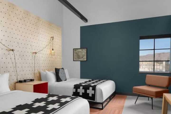 Room 29 of 58
