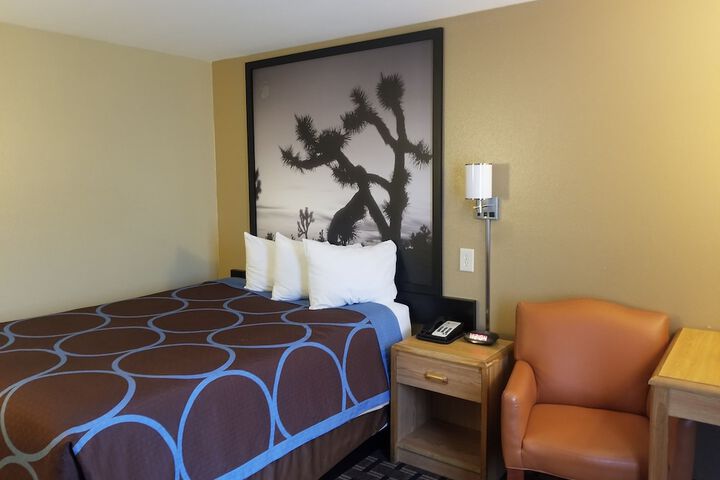 Super 8 by Wyndham Carson City / Lake Tahoe