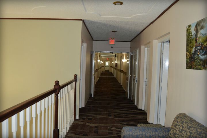 Ballroom/Hall 35 of 51