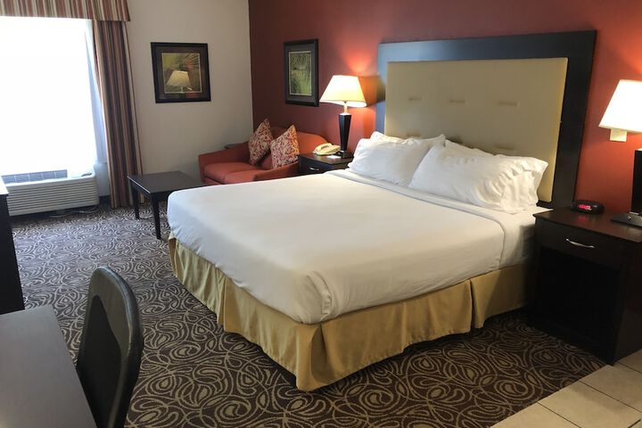 Country Inn & Suites by Radisson Murrells Inlet, SC