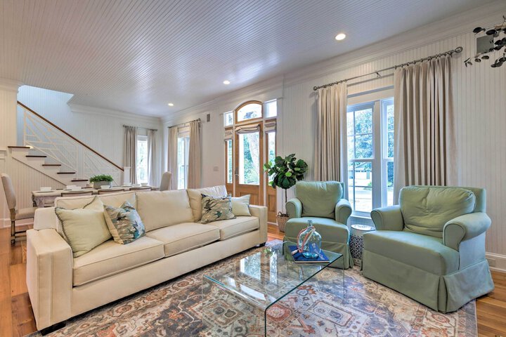 Luxe Fairhope Home w / Covered Patio: Walk to Bay