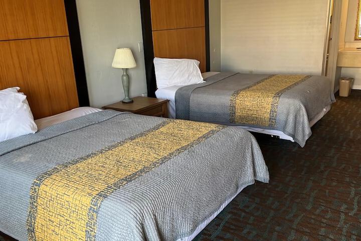 Room 20 of 46
