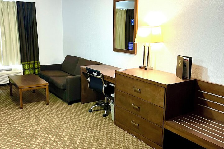 Room 18 of 57