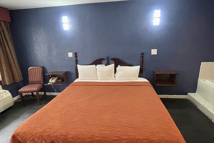 Room 20 of 22