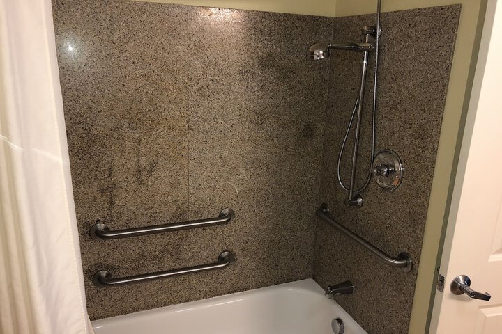 MainStay Suites Jacksonville near Camp Lejeune