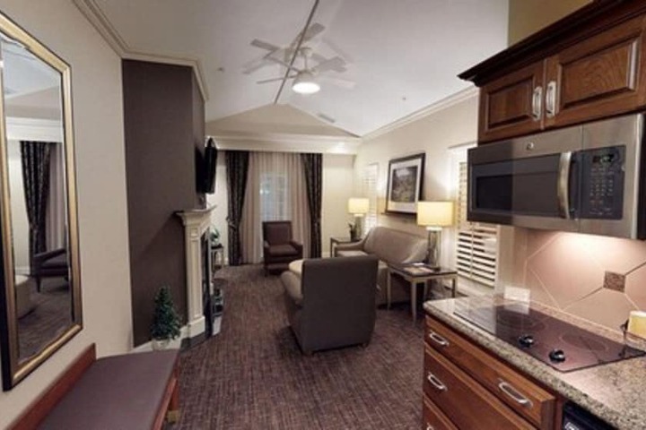 Room 57 of 80