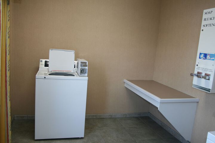 Room 50 of 94