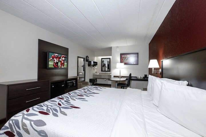 Room 12 of 18