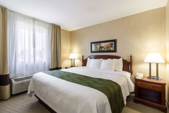 Room 20 of 49
