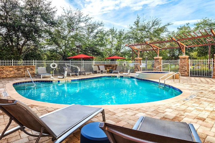 Pool 12 of 49